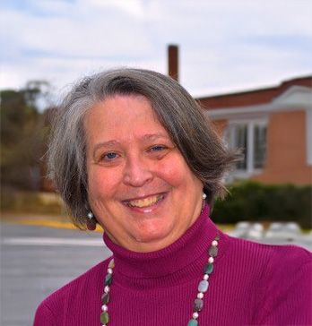 Pinalawak si Debbie Garrett